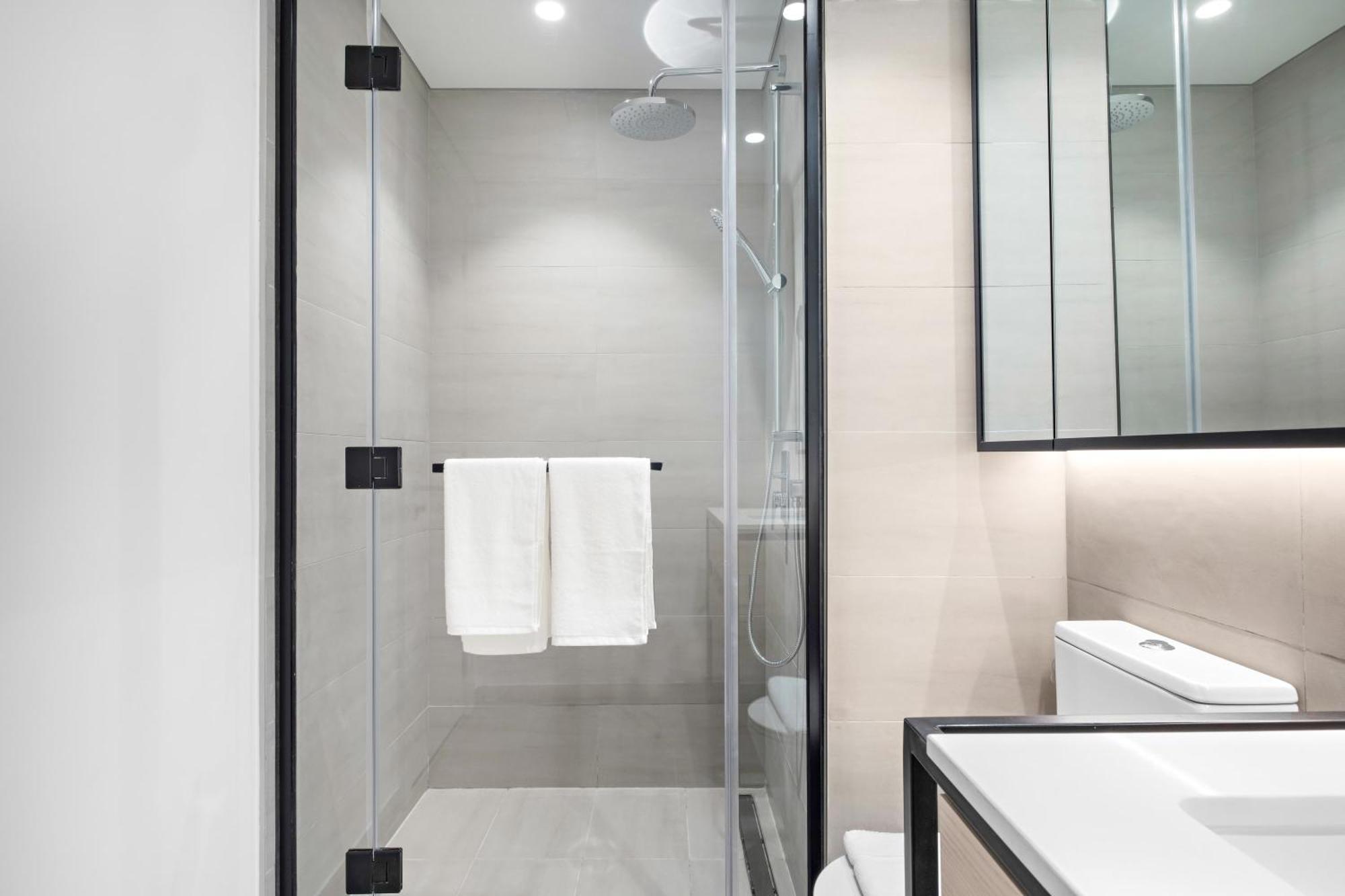 Luxurious 1-bedroom With Burj Khalifa View